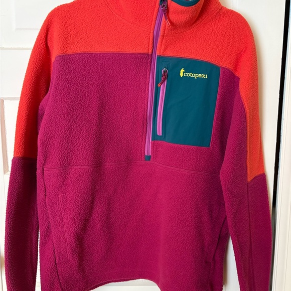 cotopaxi Sweaters - Cotopaxi Women’s Fleece Sweater - Orange and Deep Fuchsia